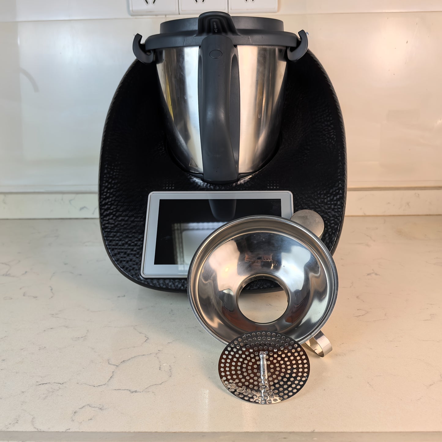 Sparkles MagicStrain -Stainless Steel Separator for Thermomix TM31/TM5/TM6 & Strainer for TM7 to fill Glasses etc